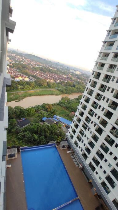 Hidayah Homestay Near Ukm And Ktm Station With High Speed Wifi - Pool & River View Банги Екстериор снимка