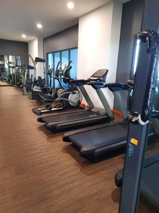 Hidayah Homestay Near Ukm And Ktm Station With High Speed Wifi - Pool & River View Банги Екстериор снимка